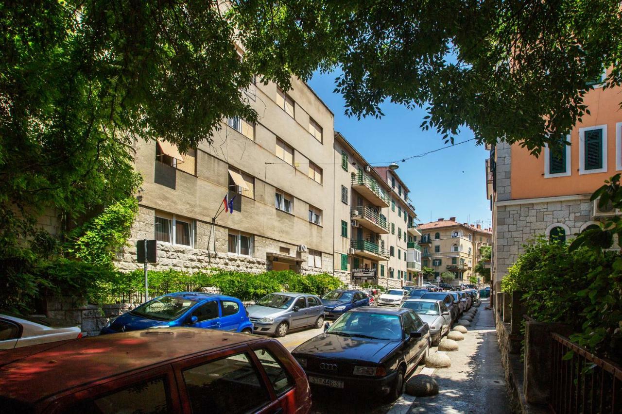 Centrino Apartment Split Exterior foto